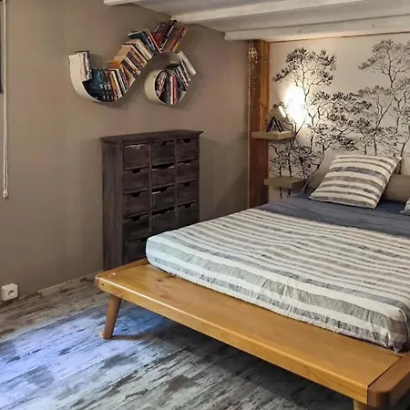Cozy In Roquemaure (Gard)